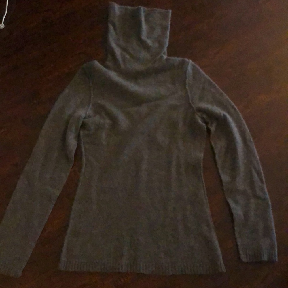 Aqua Cashmere Turtleneck Sweater- size small
